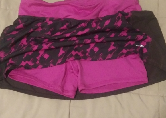 Champion Athletic Gray and Pink Skorts - Picture 3 of 6